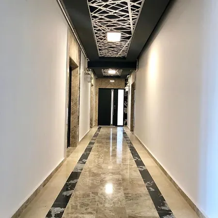 Sophia 3 Luxury *