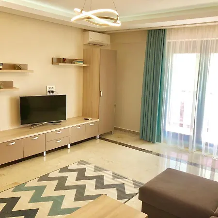 Sophia 3 Luxury *