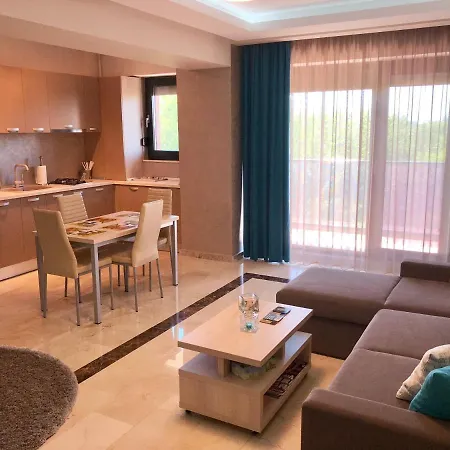 Sophia 3 Luxury * Mamaia